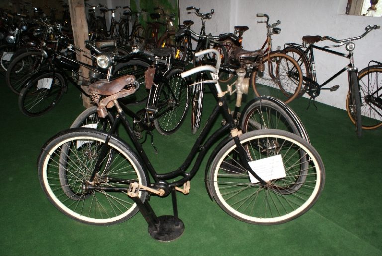 Groothusen Gemeindeleben im Web » Fahrradmuseum