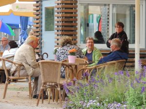 2014 Senioren-Gemeindeausflug Landesgartens-chau Papenburg