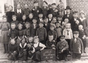 Schule Groothusen Mai 1919