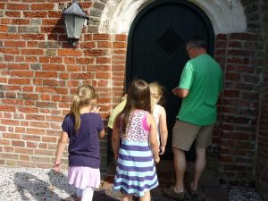 Dorfführung mit den Kindergartaen Schulkindern
